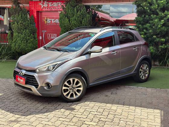 HYUNDAI HB20X 1.6 16V PREMIUM FLEX 4P AUTOMÁTICO